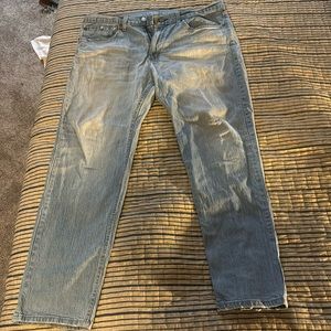 Levi’s 505 blue jeans